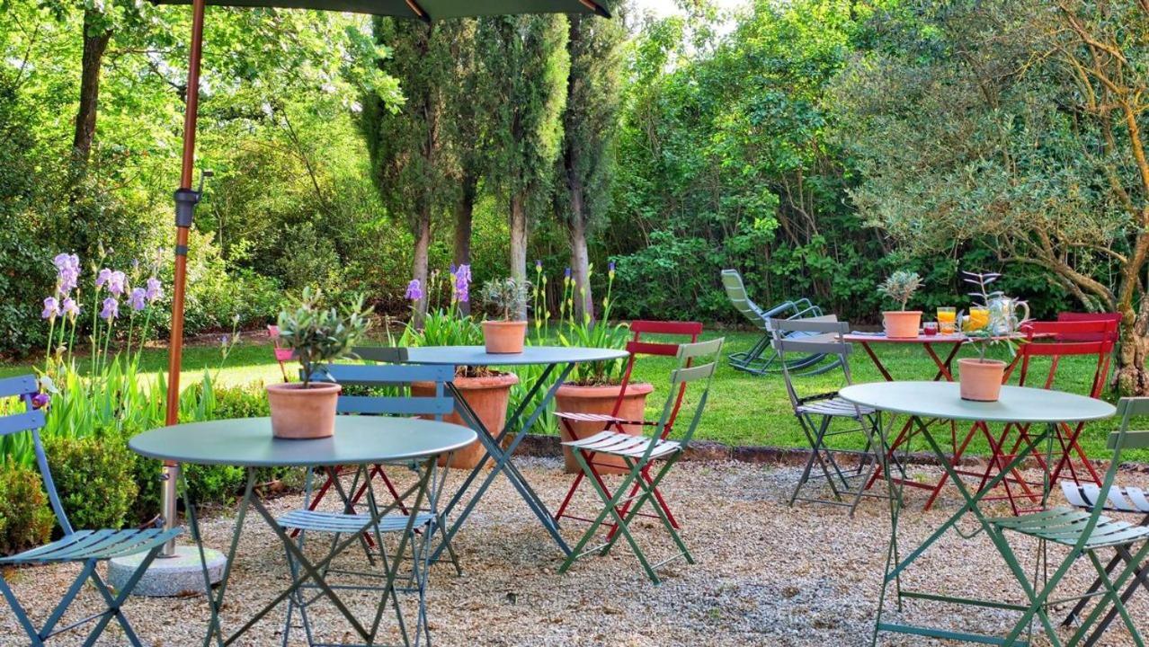 La Bastide Des Grands Chenes Bed and Breakfast Lambesc Buitenkant foto